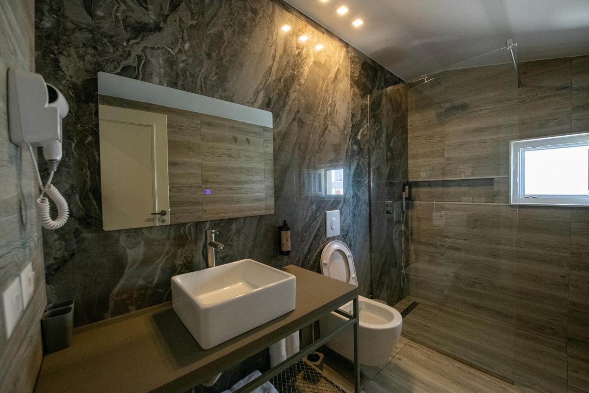 Hotel Vila 11 Durres Ngoại thất bức ảnh