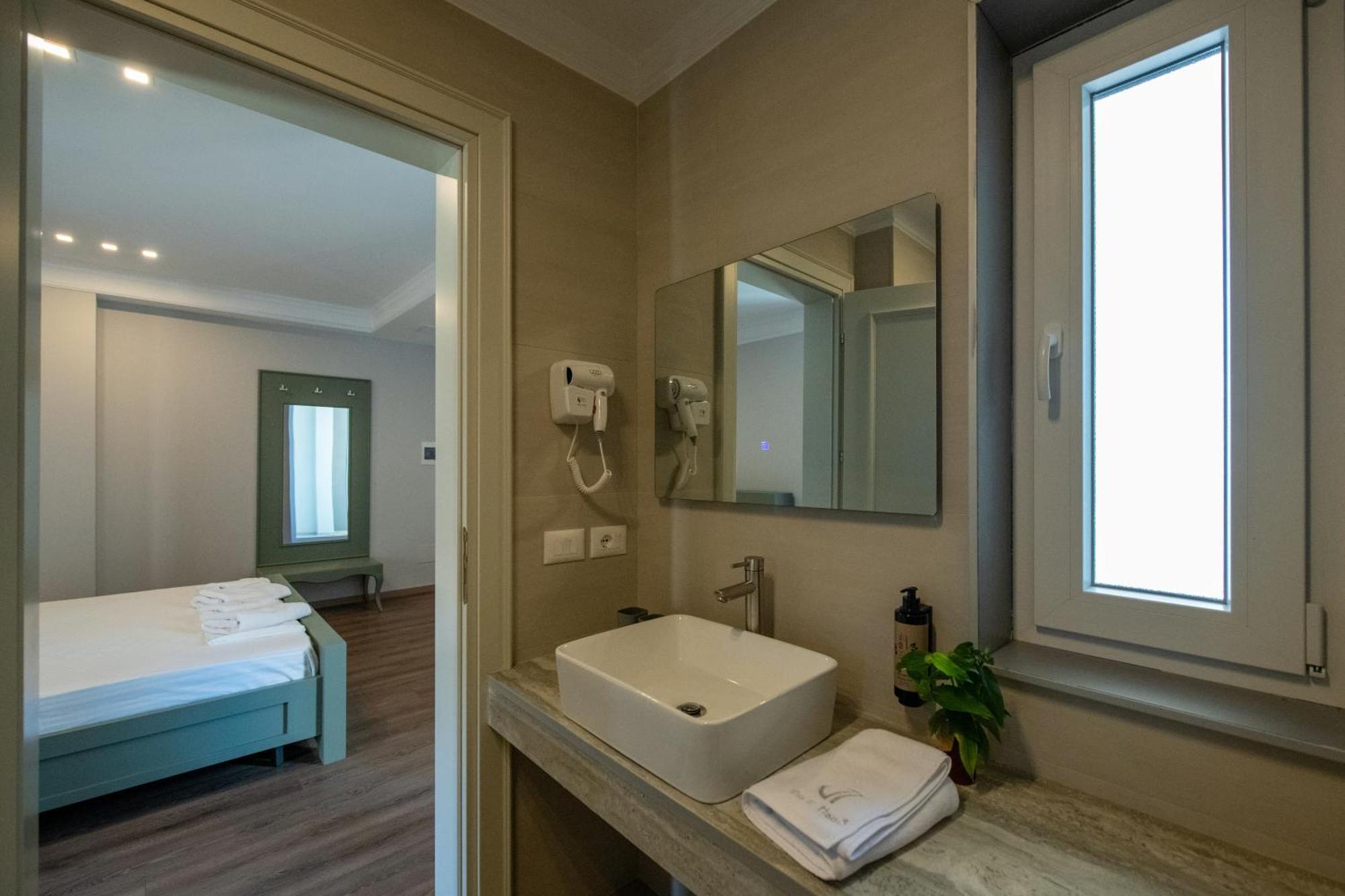 Hotel Vila 11 Durres Ngoại thất bức ảnh