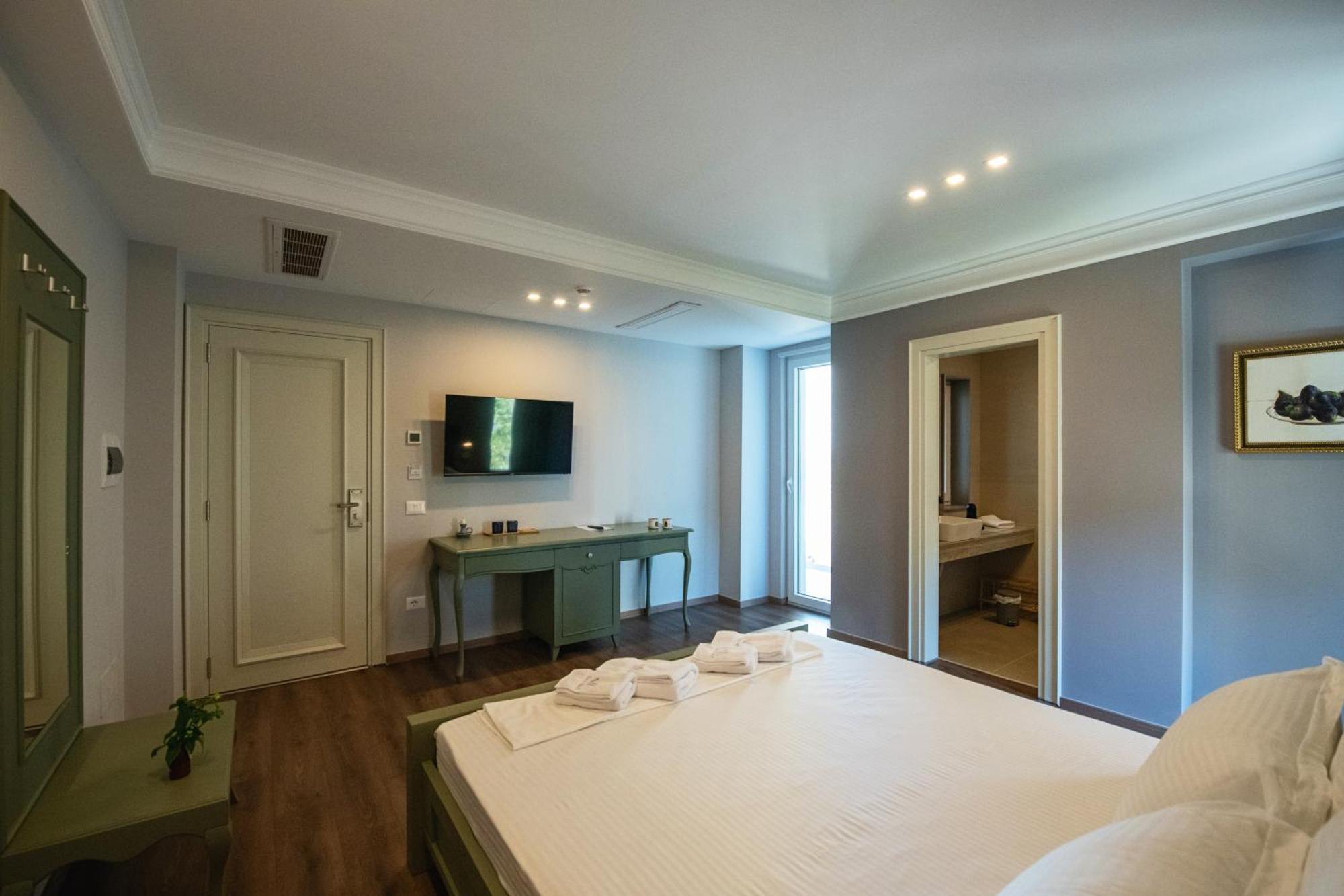 Hotel Vila 11 Durres Ngoại thất bức ảnh